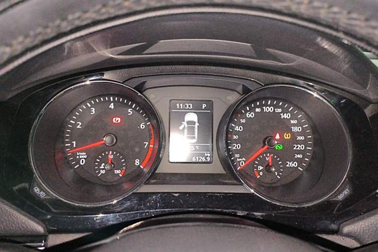 Used Volkswagen Sagitar 2018 280TSI DSG Ignite Edition Instrument Cluster