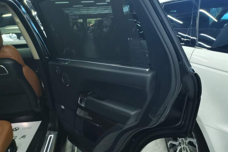 Used Land Rover Range Rover 2016 3.0 SC V6 Vogue SE Long-Wheelbase Edition