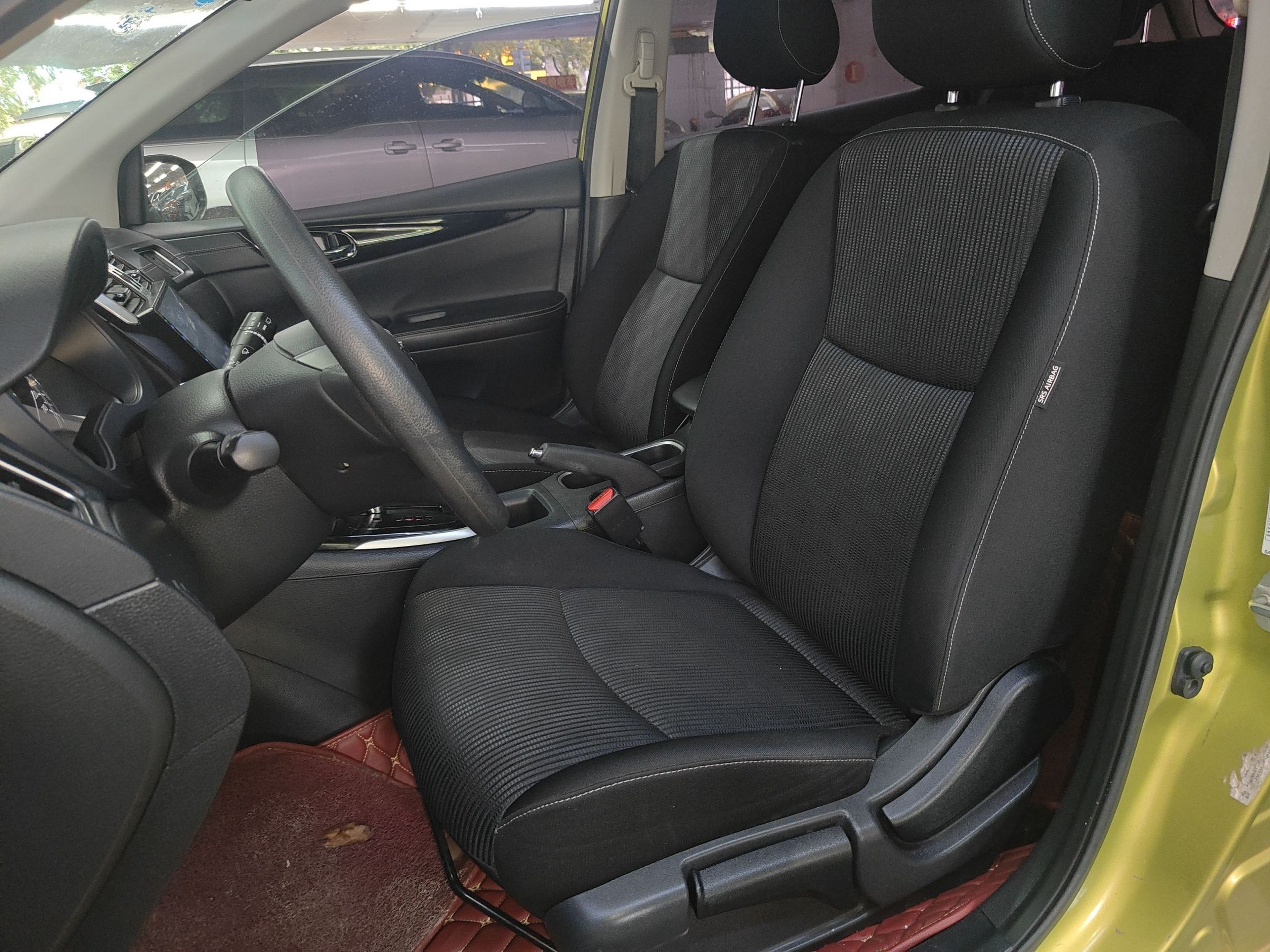 Interior delantero