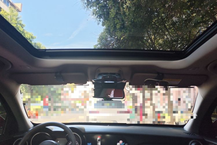 Used Alfa Romeo Stelvio 2017 2.0T 200HP Elite Edition
