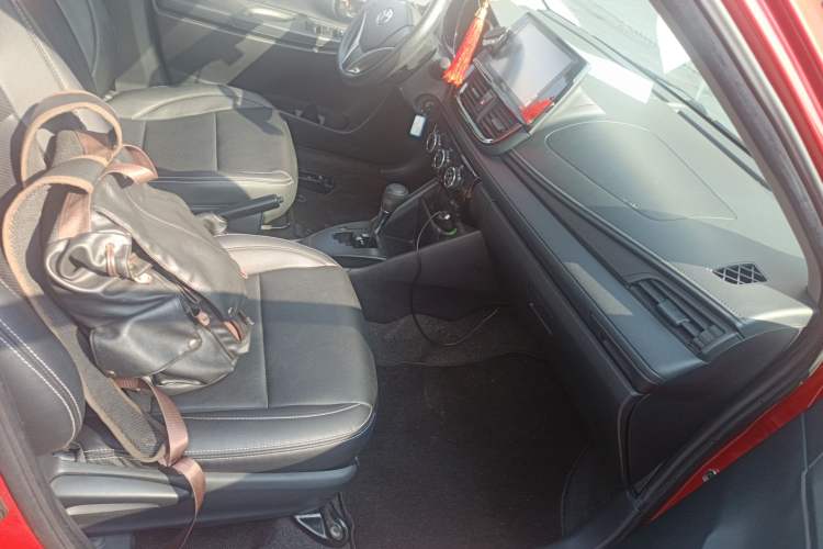 Used Toyota Vios 2021 1.5L CVT Innovation Edition Right Front Seat