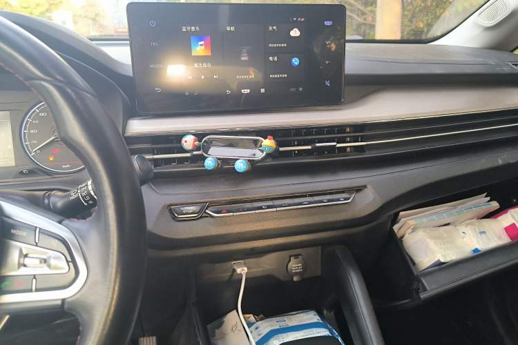 Used Geely Auto Vision X3 2021 PRO 1.5L CVT Deluxe Model
