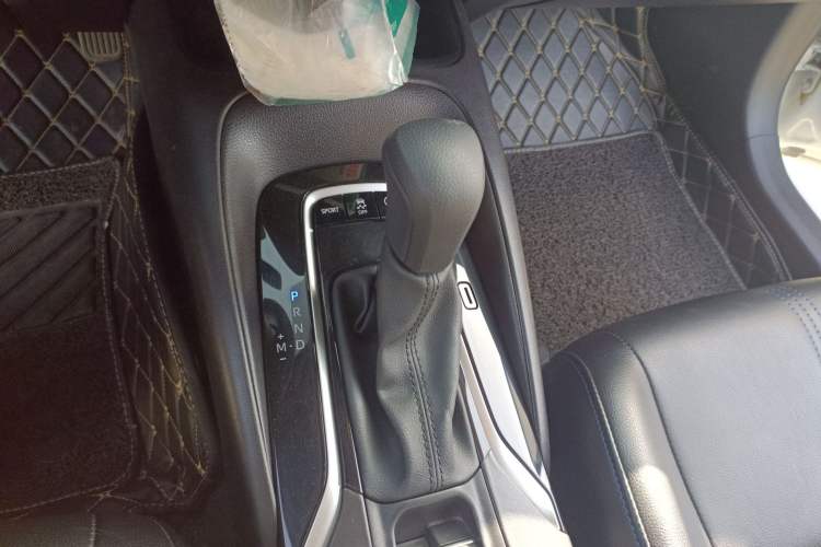 Used Toyota Levin 2021 185T CVT Luxury Edition Gear Lever