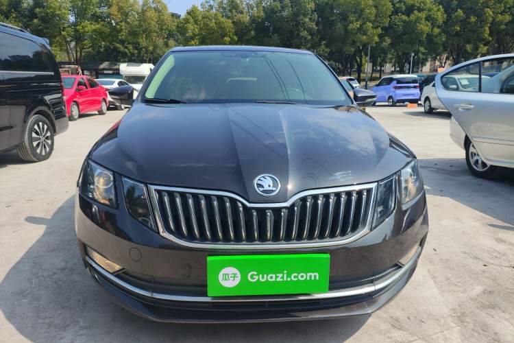 Used Skoda Octavia 2018 TSI230 DSG Luxury Edition