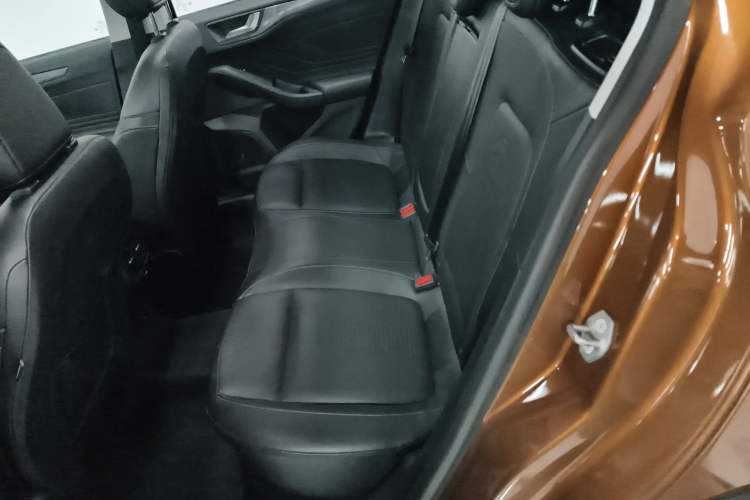 Used Ford Focus Active 2020 EcoBoost 180 Automatic Titanium Edition