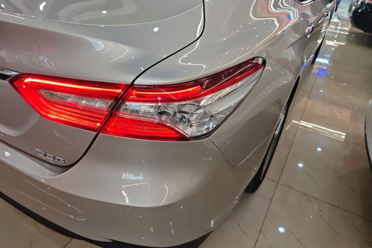 Used Toyota Camry 2019 2.5G Luxury Edition China VI Standard
