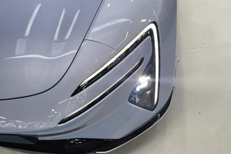 Used Avatr 06 2025 Pro Range-Extended Edition Left Front Headlight