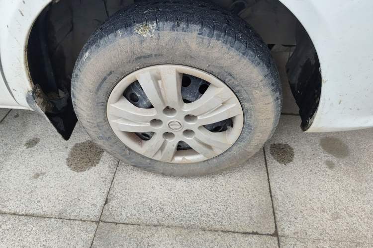 Used FORTHING Lingzhi 2018 M5L 1.6L 7-Seater Comfort Model
