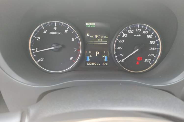 Used Mitsubishi Outlander 2014 2.4L 4x4 Deluxe Value Edition 5 Seats