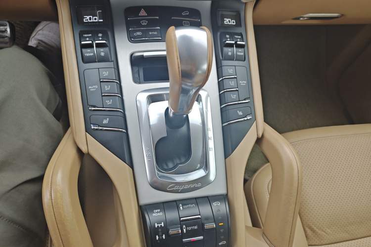 Used Porsche Cayenne 2012 Cayenne GTS 4.8L
