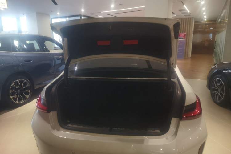 Used BMW 3 Series 2025 330Li M Sport Shadowline Package