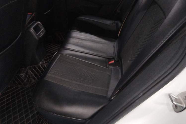 Used Jetta VS5 2022 280TSI Manual Enjoyment Version Left Rear Seat