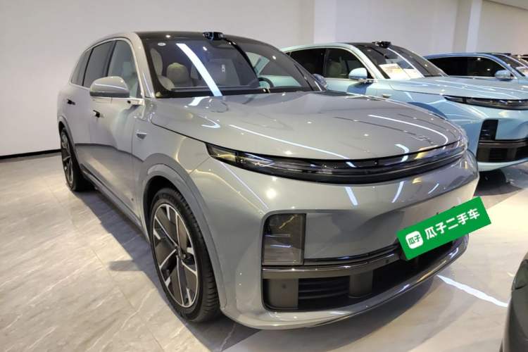 Used Li Auto L7 2025 Ultra Smart Refreshed Edition Front Right 45 Deg