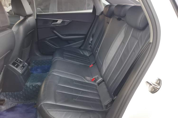 Used Audi A4L 2018 30th Anniversary Edition 40 TFSI Fashion Model