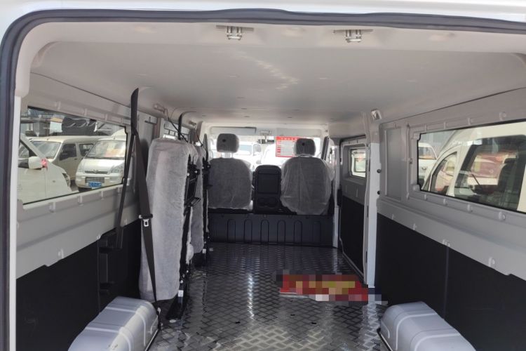 Used SRM New Energy E3L 2024 Standard 6-Seater Bus
