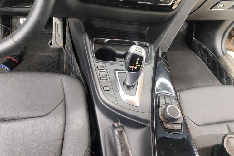 Used BMW 3 Series 2017 320Li Fashion Model
