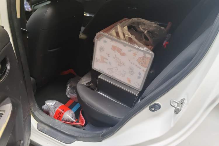 Used Lifan Auto X50 2014 1.5L Manual Elite Model Left Rear Seat