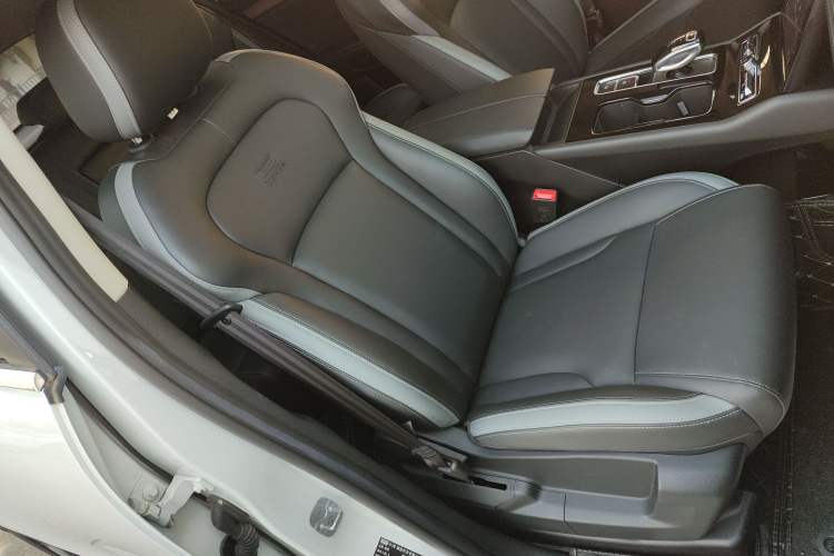 Used Qoros 7 2020 1.6T Cruise Luxury Model Right Front Seat