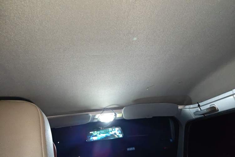 Used Wuling Zhiguang 2020 1.2L Practical Model China VI LSI

