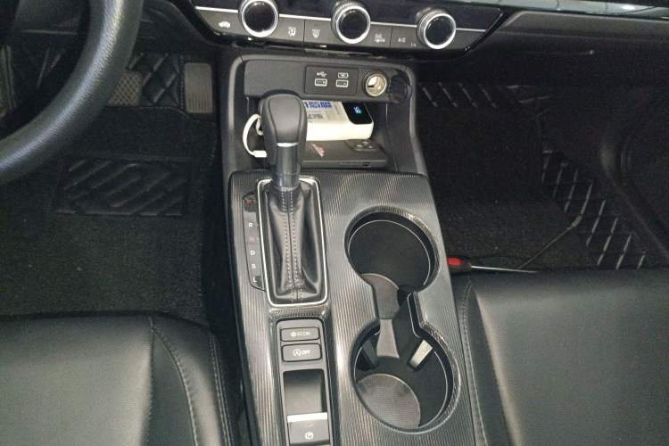 Used Honda Civic 2022 240TURBO CVT Dynamic Edition Gear Lever