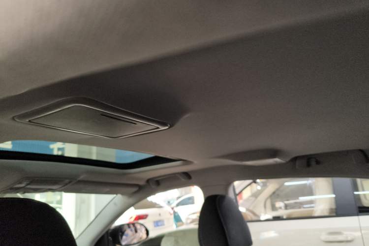 Used Hongqi H7 2018 1.8T Comfort Edition Headliner