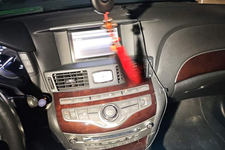 Used Infiniti Q70 2013 Q70L 2.5L Comfort Edition