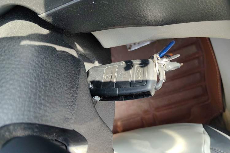 Used FORTHING Joyear XV 2016 1.6L CVT Luxury Model
