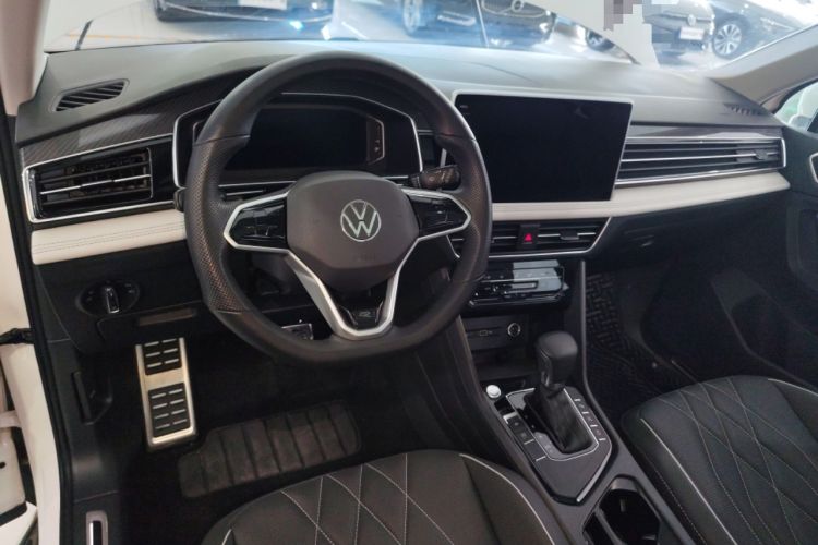 Used Volkswagen Tiguan L 2022 330TSI Automatic Two-Wheel Drive R-Line Enhanced Edition