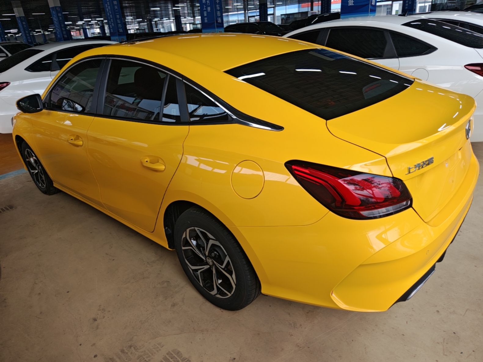 MG 5 2022 180 DVVT CVT Youth Luxury Edition — снимка 4