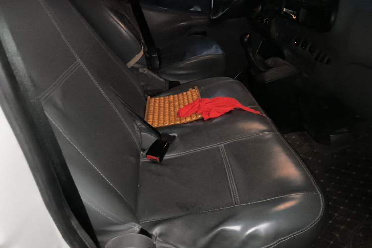 Used JMC Transit 2017 2.8T Commercial Version Short Wheelbase Mid-Roof 6/7/8-Seater JX493