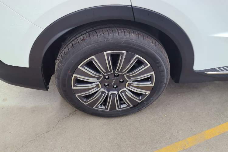 Used JETOUR X70 PLUS 2025 1.5T Luxury Edition 7-Seater