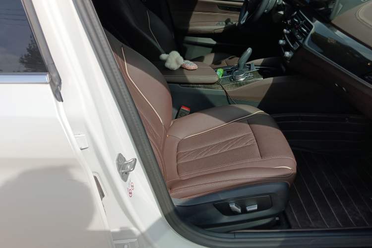 Used BMW 5 Series 2022 Second Facelift 525Li Luxury Package
