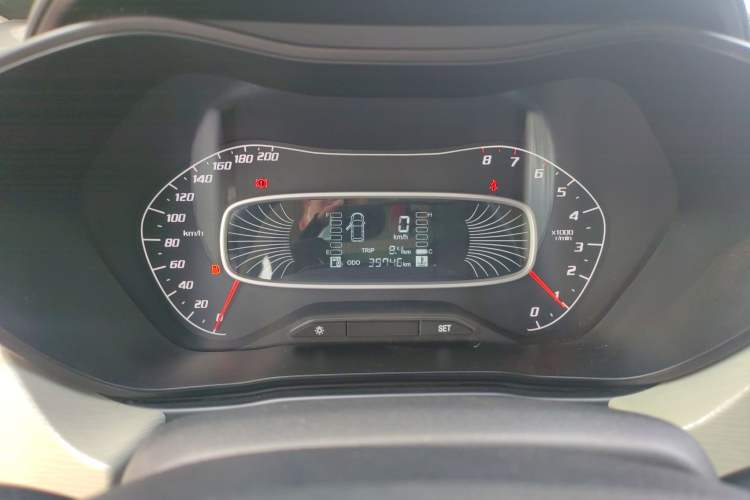 Used Baojun 510 2017 1.5L manual Comfort trim