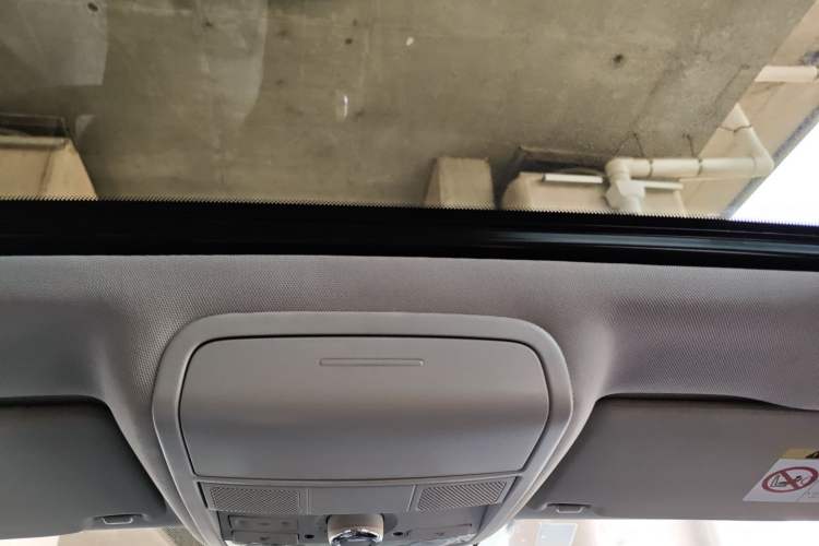 Used Volkswagen Sagitar 2015 1.6L Automatic Comfort Model