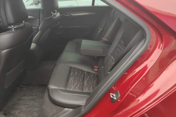 Used Cadillac ATS-L 2017 28T Tech Edition Left Rear Seat