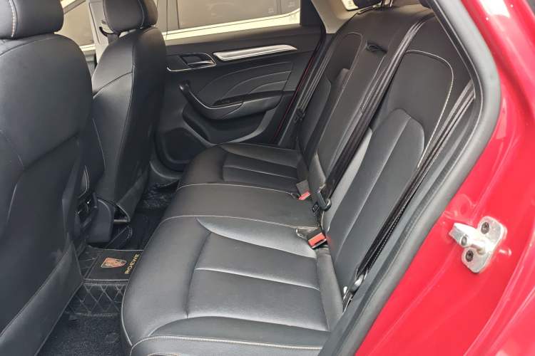 Used Roewe i6 2018 20T Automatic Internet Smart Edition