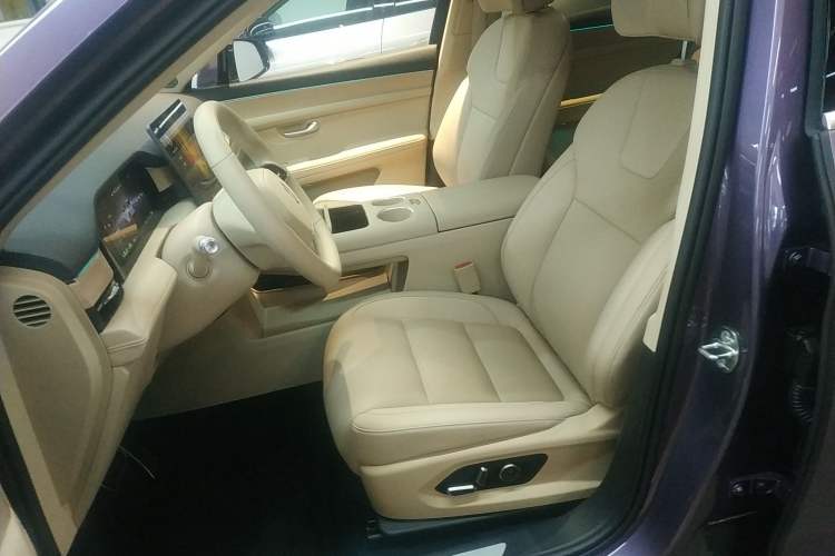 Used Hima AITO M5 2025 Extended-Range Ultra All-Wheel-Drive Version