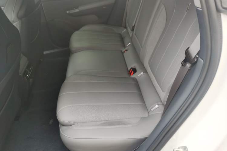 Used Lynk & Co 07 2024 EM-P 126 Long-Range Ultra
