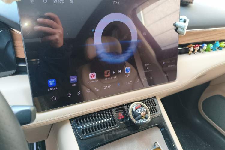 Used Hima AITO M5 2023 Extended-Range Four-Wheel Drive Intelligent Driving Version
