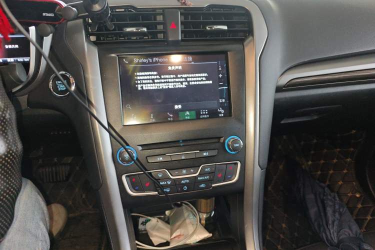 Used Ford Mondeo New Energy 2018 2.0 PHEV Zhihao Trim Audio And AC Panel