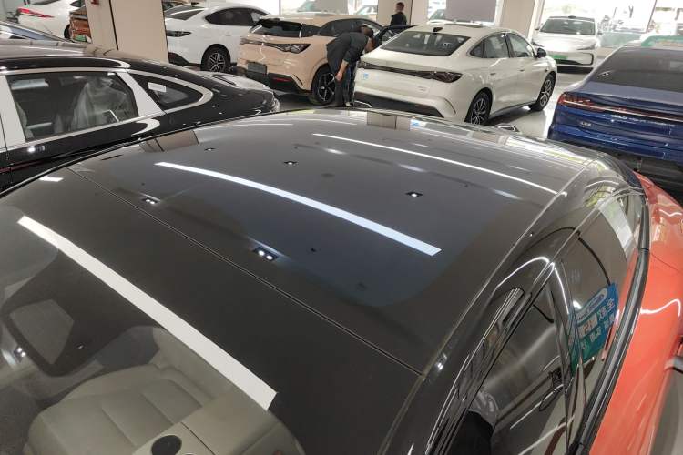 Used Avatr 06 2025 Pro Range-Extended Edition
