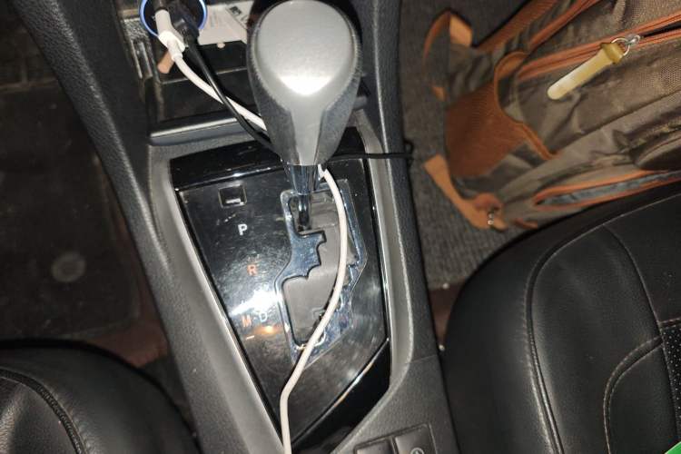 Used Toyota Corolla 2018 1.2T S-CVT GL Smart Enjoyment Version Gear Lever