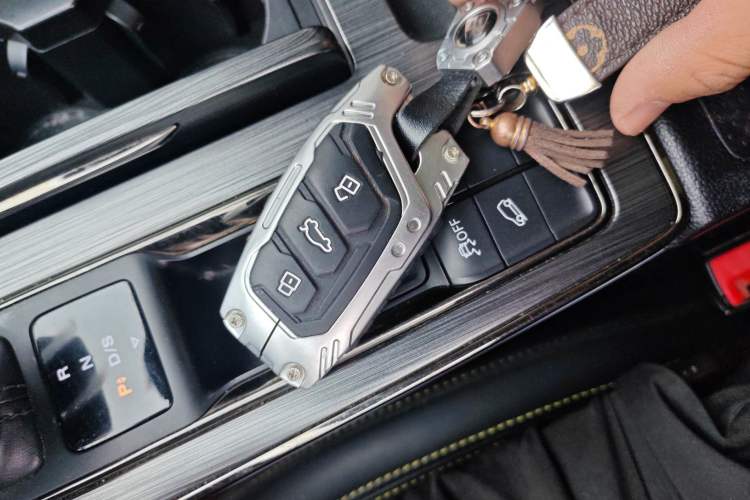 Used Roewe RX5 2021 PLUS 330TGI Automatic National Style Smart Enjoyment Edition
