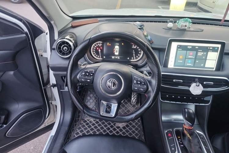 Used MG HS 2018 20T Automatic Two-Wheel Drive Hormone Passion Edition China V Standard
