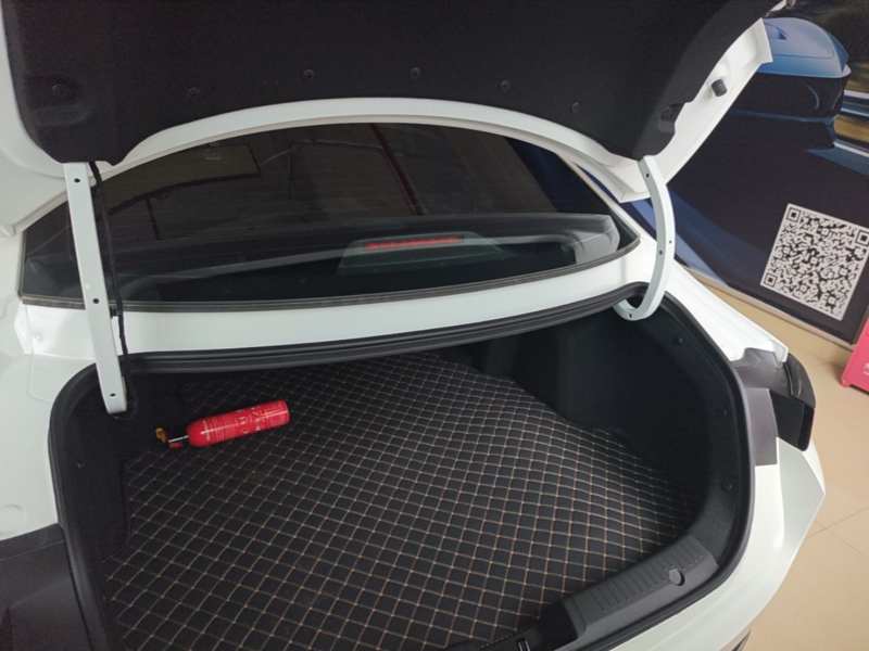 Used CHANGAN Eado 2025 Blue Whale 1.5T 500Bar Prestige Model — 18