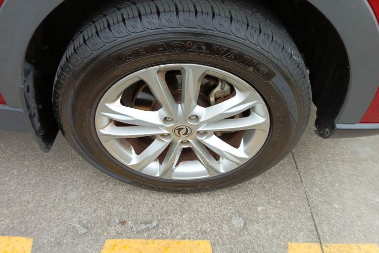 Used Dongfeng Fengon 580Pro 2020 220T Manual Yuling Edition
