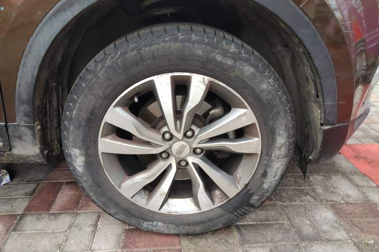 Used Geely Auto Emgrand X7 Sport 2016 1.8TD Automatic ZhiZun Version
