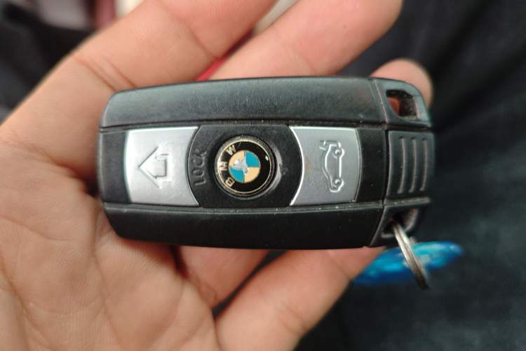 Used BMW X6 2011 xDrive35i
