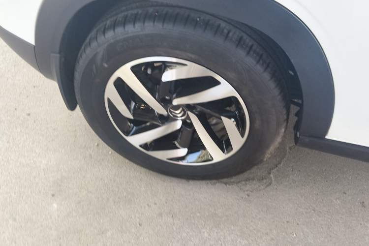 Used Citroen C3-XR 2015 1.6L Automatic Smart Version Right Rear Wheel Hub