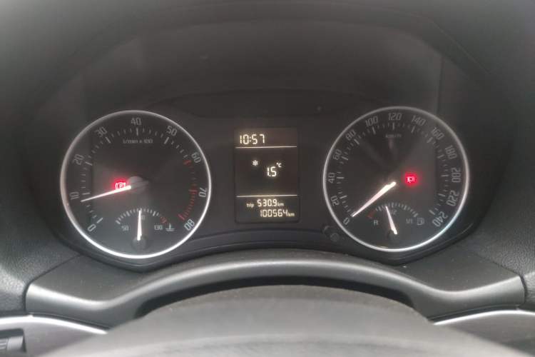 Used Skoda Octavia 2013 2.0L Manual Yijie Version
